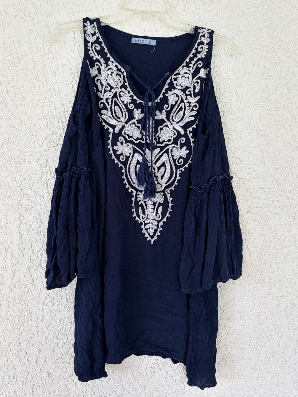 Exist Navy Cold-Shoulder Embroidered Tunic with Tassel Tie size M